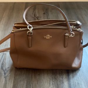Coach shoulder bag